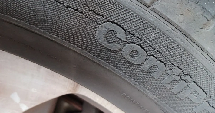 Image of MOT Perished Tyres Advisory vs Fail Explained