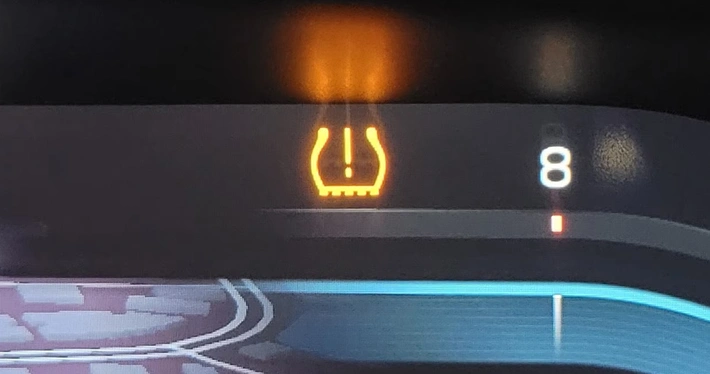 Image of What Does the BMW Tyre Warning Light Mean?