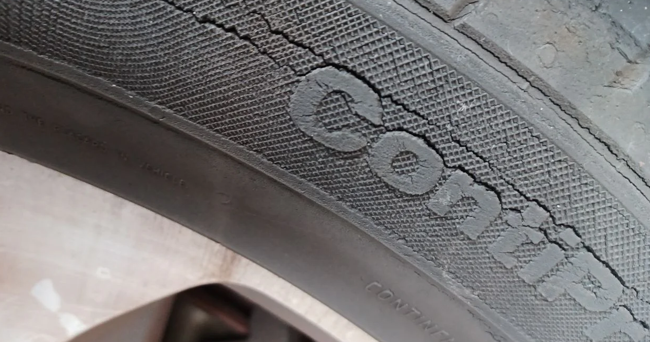 Image of MOT Perished Tyres Advisory vs Fail Explained