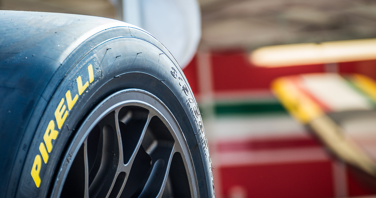 Image of Slick Tyres in F1: What They Are & Why They Matter