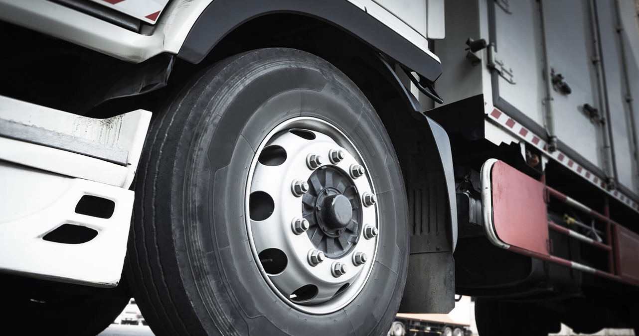 Image of The Engineering Reason Lorries Need More Tyres