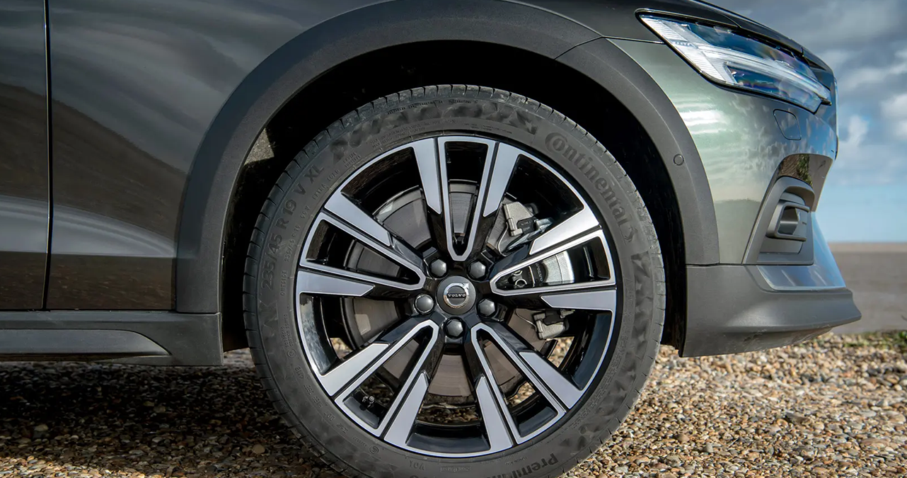 Image of VOL Tyres Explained: Volvo Approval Decoded