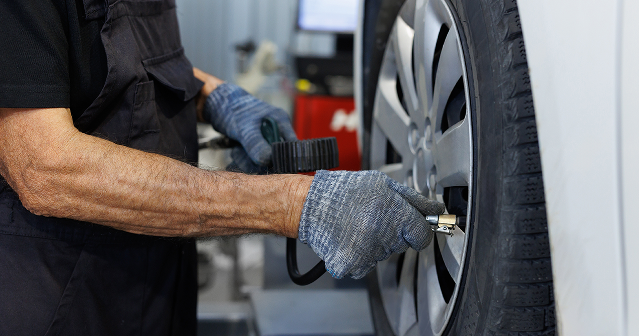 Image of Why Tyres Lose Pressure Without a Puncture?