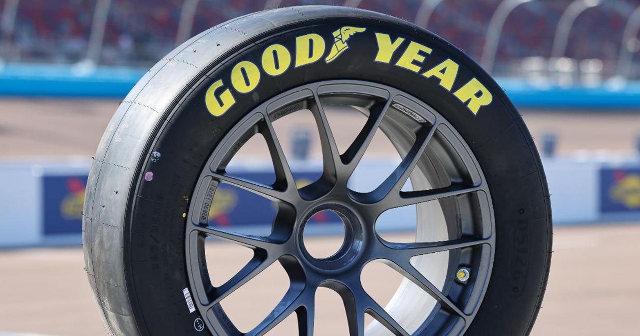 Image of NASCAR Tyres: The Strategy Behind Always Turning Left